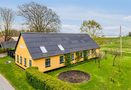 Pris sat ned med 396.000 kr. på Kirkebakken 15