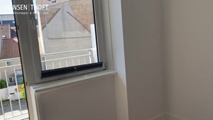Stor, renoveret 2V’er i hjertet af Aalborg fra ejendomsmæglerne Hansen & Thoft