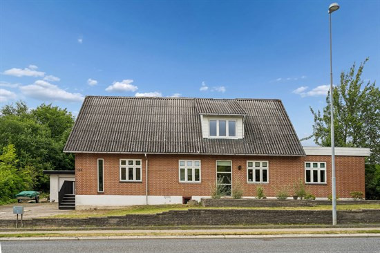 Skanderborgvej 149 er til salg for kun 1.350.000 kr.: Se de billigste boliger til salg i Hinnerup her