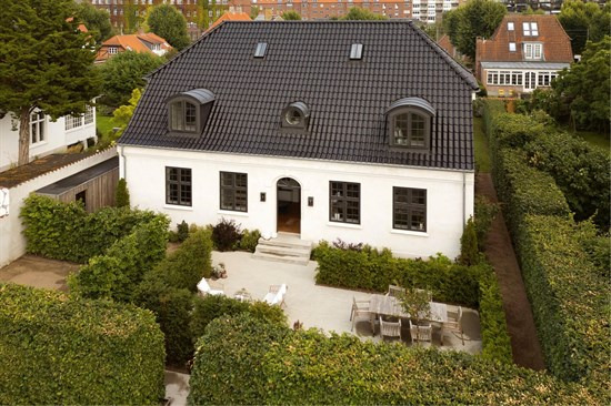 Drosselvej 44 til salg for 34,0  mio. kroner - Se 5 andre boliger til salg i Frederiksberg Kommune