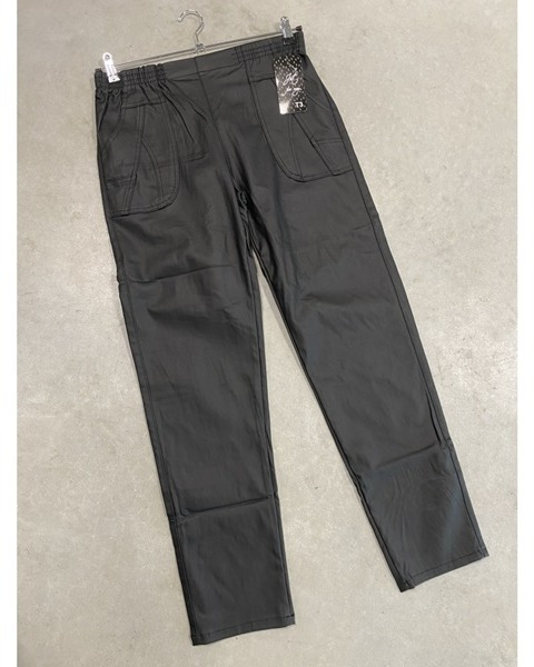 Klarissa & Nora lancerer nye coatede "Bingo" bukser i flere farver