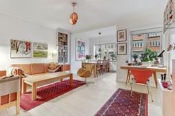 Toværelses med klassisk charme på rolig placering i Vestbyen