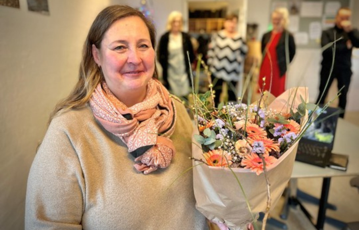 Randers Bibliotek kårer Hanne som månedens helt