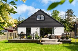 Top 6 over dyreste boliger til salg i Hasselager. Priser op til 5.765.000 kr