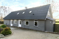 Eksklusiv bolig for 2,3  mio. kroner er netop kommet til salg i Ruds Vedby - Se den og de dyreste boliger her