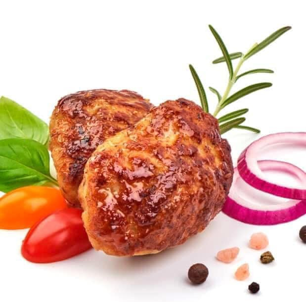 Købmand i Øster Bjerregrav tilbyder færdigstegte frikadeller på tilbud