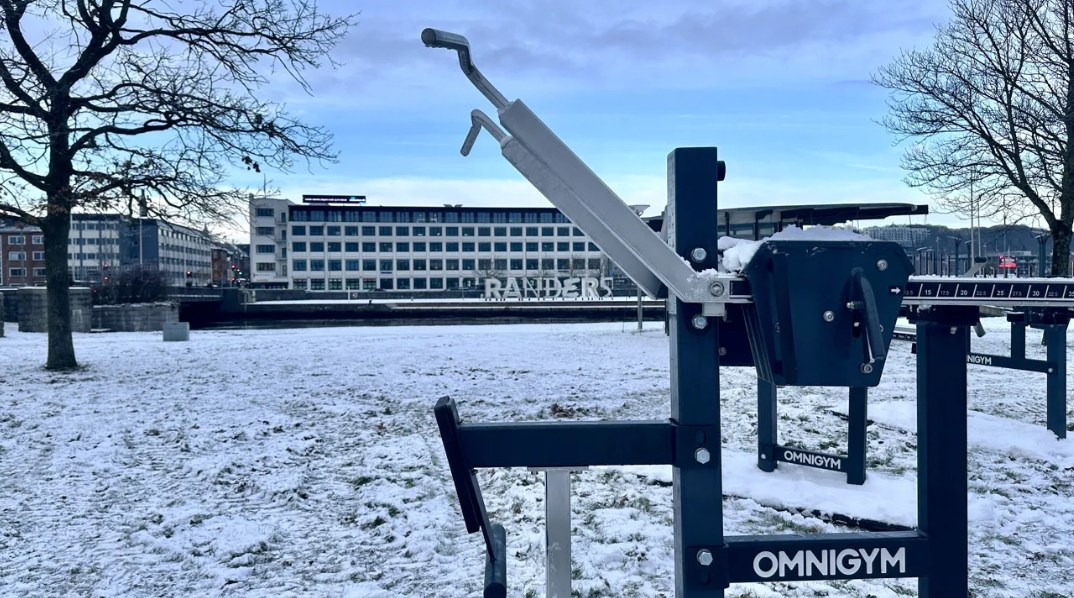 RandersBolig tilbyder gratis udendørs fitness i Nørrevangsparken 