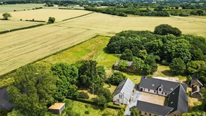 Drømmebolig til salg i Refsvindinge: Estate Nyborg præsenterer moderniseret landejendom