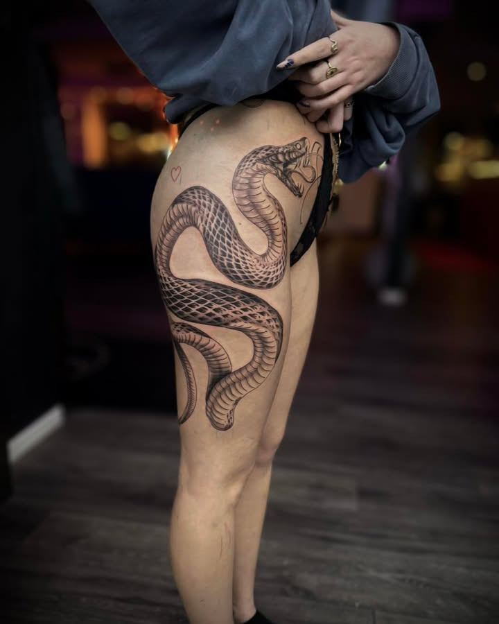 Mr. & Mrs. Tattoo tilbyder ledige tider med Mateusz i marts