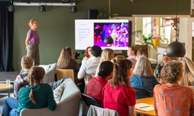 Kulturtoget bringer kultur til Horsens oplandets børn og unge