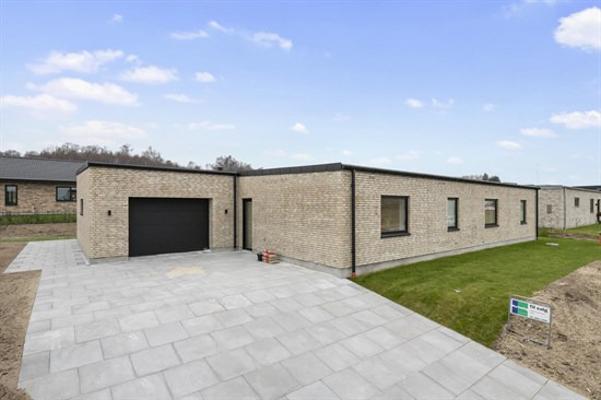 Luksusbolig netop kommet til salg i Aars: Se hvad du skal smide for Aars’ dyreste adresser her