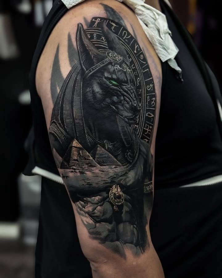 Mr. & Mrs. Tattoo deler indsigt i cover-up tattoos: Sådan forvandler vi din gamle tattoo