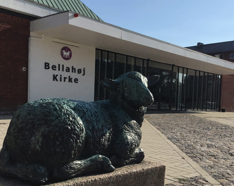 KirkeYoga og julehygge i Bellahøj Kirke