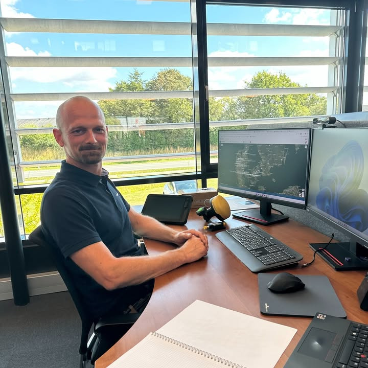 SCANTRUCK A/S præsenterer ny Topcon-supporter Niels