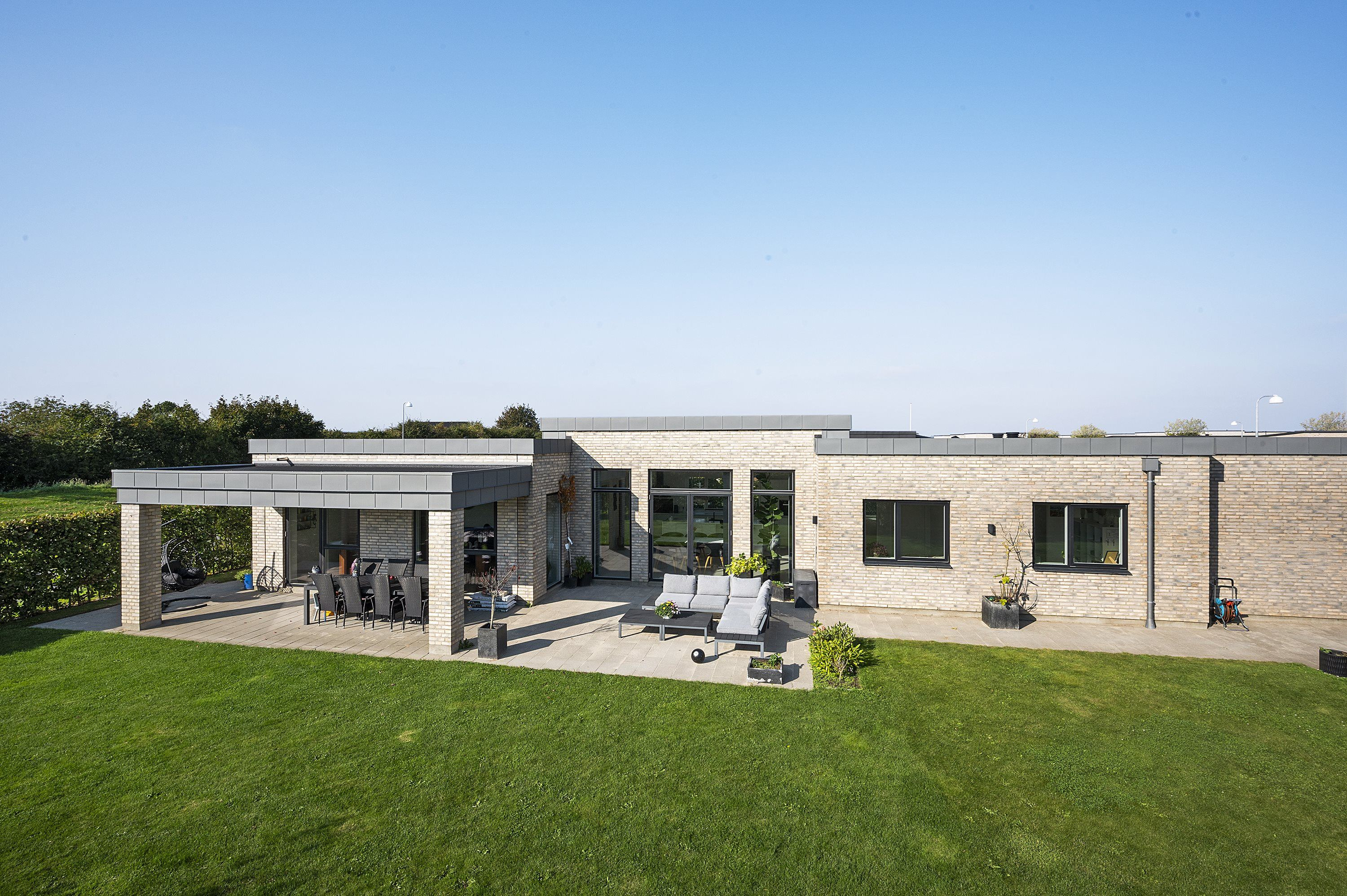 En ren boligdrøm på [m² på dyreste bolig] m² til 5,8  mio. kroner er nu komme til salg i Galten: Se hvor de dyreste boliger til salg i Galten er