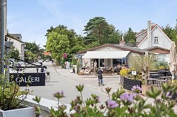 Nyrenoveret lejlighed i Tisvildeleje hos &LIVING Aalborg