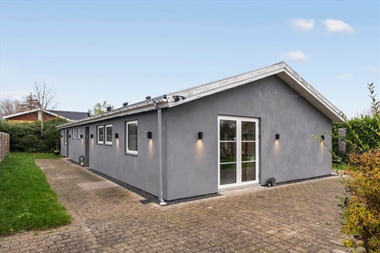 Bjørn Andersens Vej 43 og 3 andre boliger er kommet til salg denne uge i Græsted - se boligerne her.