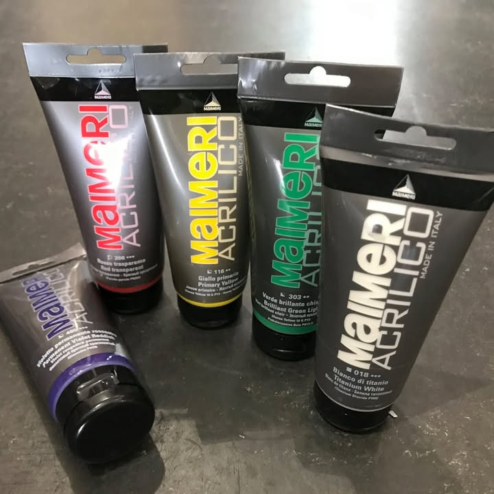 Galleri Avanti præsenterer Marimeri Acrilico - akrylfarver af høj kvalitet