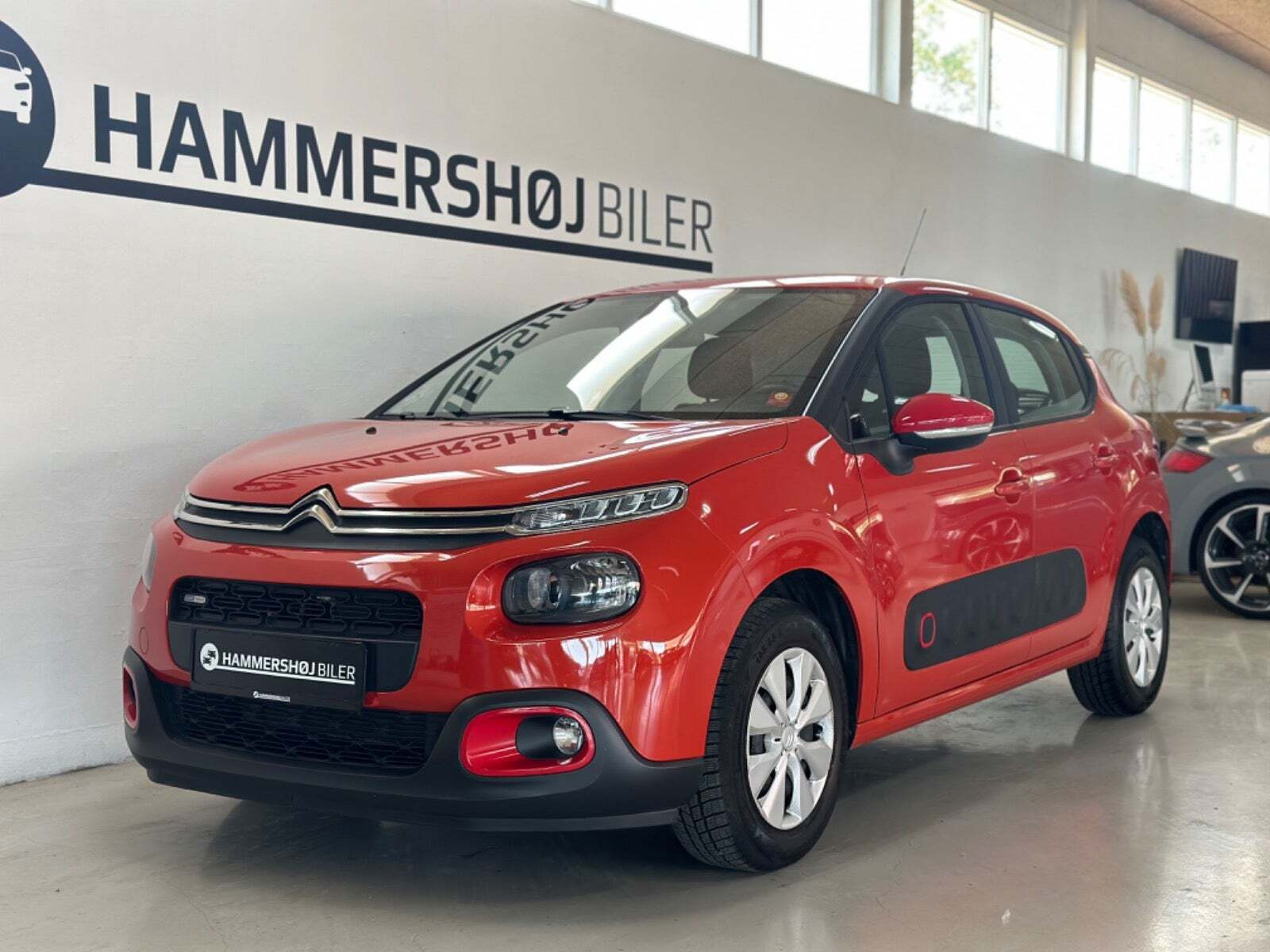 Biler netop sat til salg i Tjele