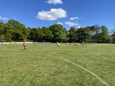 Effektivitet og fløjaktioner sikrer sejr til SSV Tommerup U11 over Assens FC