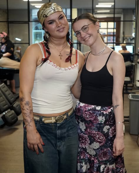 Tattoo Studio 96 Aalborg præsenterer botanisk tattoo-design skabt af Lea