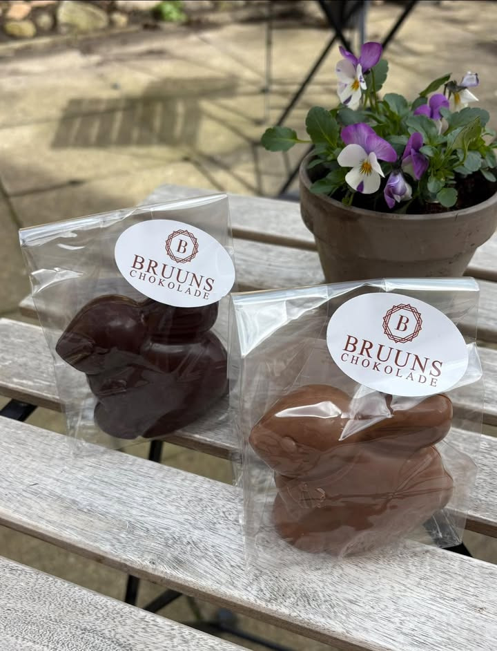 Bruuns Chokolade præsenterer den perfekte påskehare til din påskeægsjagt