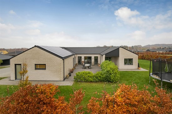 Top 6 over dyreste boliger til salg i Hornslet. Priser op til 16.000.000 kr