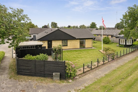 Tiphedevej 2 og 1 anden boliger er kommet til salg denne uge i Grindsted - se boligerne her.