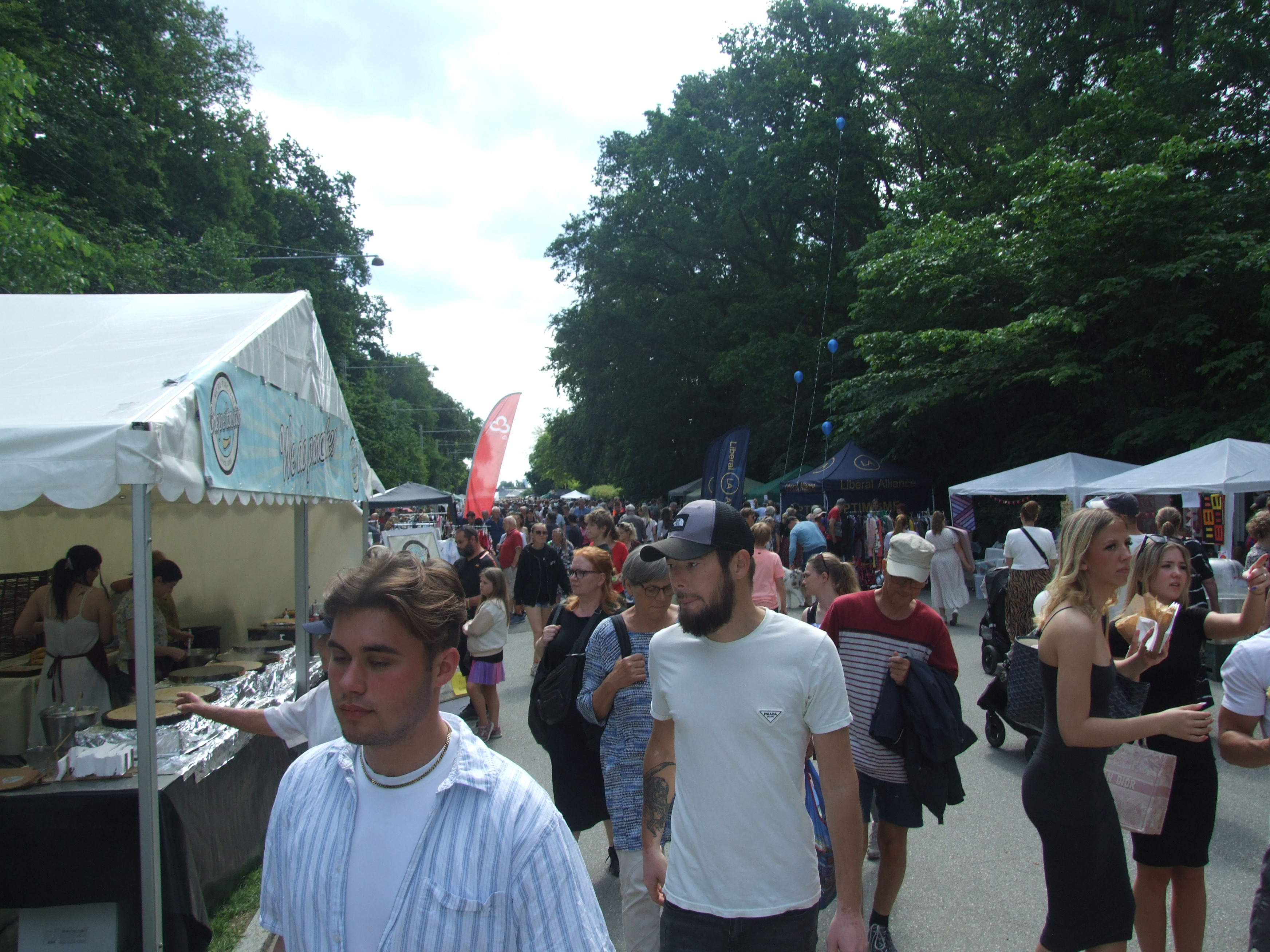 Oplev det store kræmmermarked på Gemmas Alle