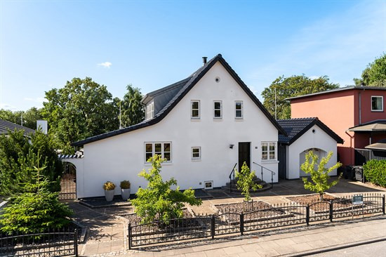Enghavevej 10 og 2 andre boliger er kommet til salg denne uge i Hjørring - se boligerne her.