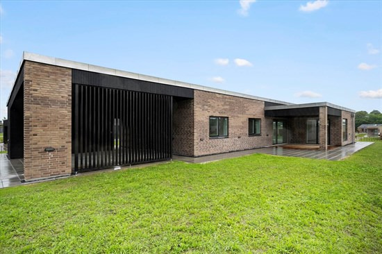 Top 6 over dyreste boliger til salg i Kjellerup. Priser op til 16.995.000 kr