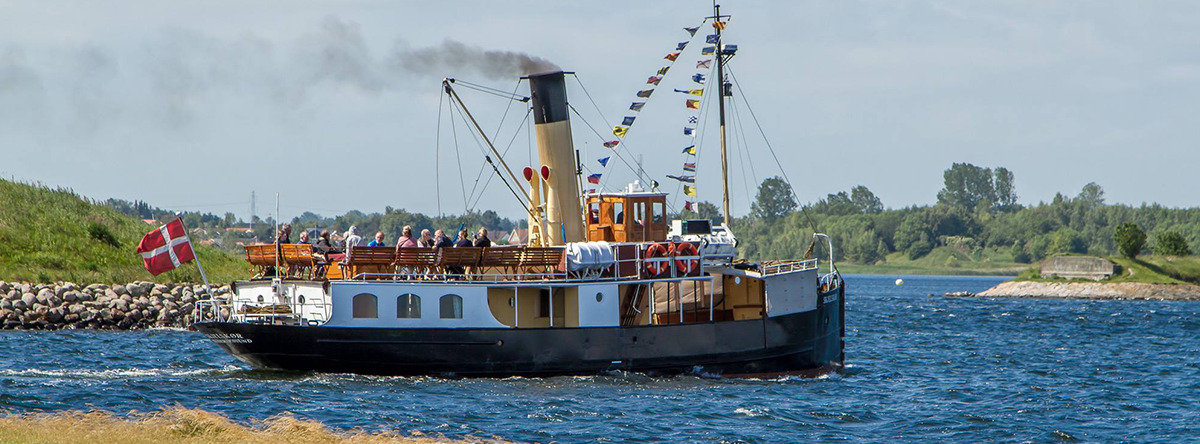 Sejl med S/S Skjelskør på Roskilde Fjord i august
