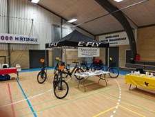 Specialisten takker for en fantastisk dag til Vesterhavs Bazar i Hirtshals Hallen