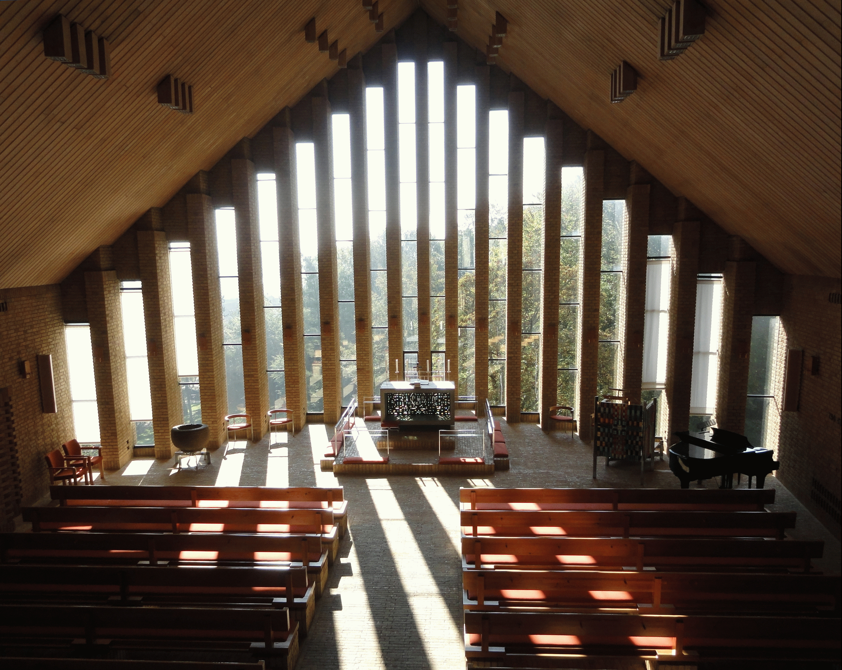 Litteraturkreds i Sct. Clemens Kirke: En aften med bøger og samtale