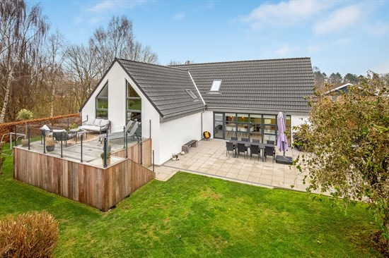 Borggårdsparken 35 og 1 anden boliger er kommet til salg denne uge i Børkop - se boligerne her.