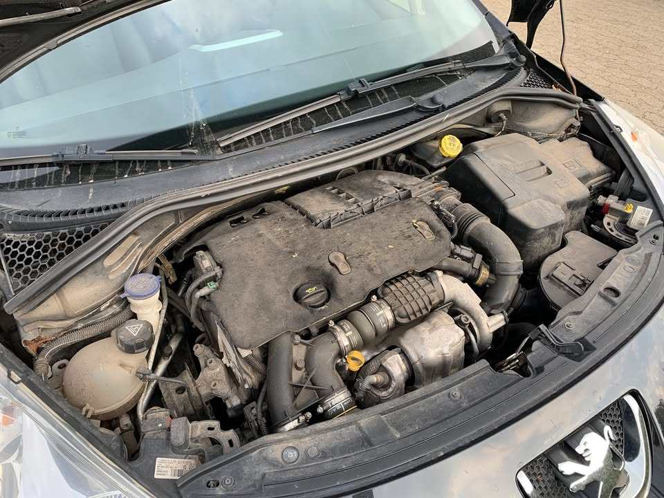 Rs-Service forvandler din bil fra snusket til showroom-klar med komplet klargøring