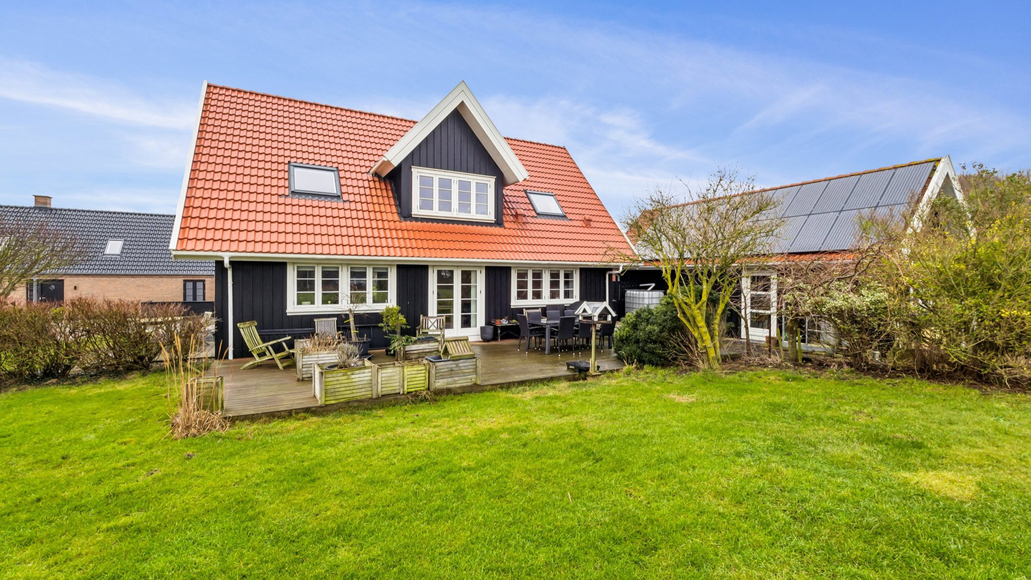 Til salg hos Nybolig Skive: Et liv i 2. række til vandet