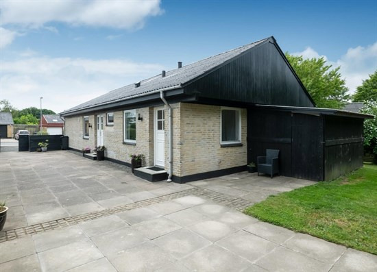 Indflytningsklar villa med 3 gode børneværelser i gå-afstand til Børnehave / Skole