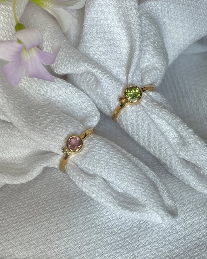 Guldsmed Pryssing tilbyder personlig smykkegave til konfirmation