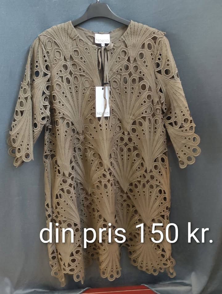 Rie & Henrik's Tøjbiks præsenterer nye kjoler til billige priser