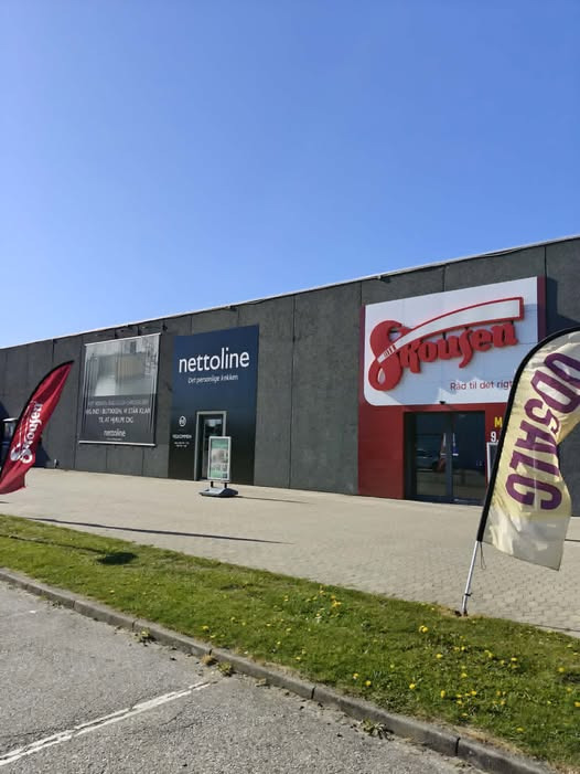 Skousen Hobro inviterer til weekendtilbud og sommerhygge i butikken