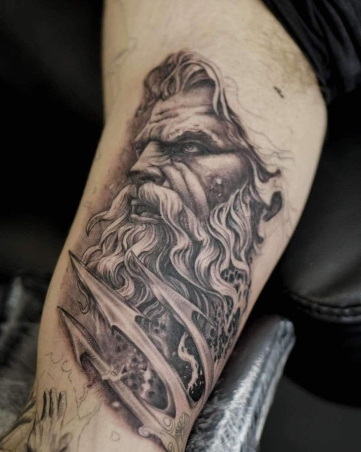 Hos Din Tatovør: styrke og raseri fanget i blæk af kunstneren Mylle