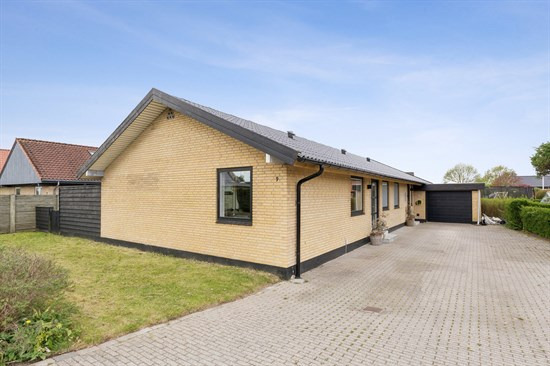 Præstdam 9 og 1 anden boliger er kommet til salg denne uge i Galten - se boligerne her.