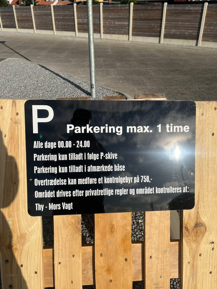 REMA 1000 Nykøbing Mors byder velkommen til kulturmødet med parkering og hyggeområde