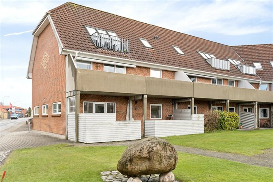 Hærvejen 27 og 1 anden boliger er kommet til salg denne uge i Rødekro - se boligerne her.