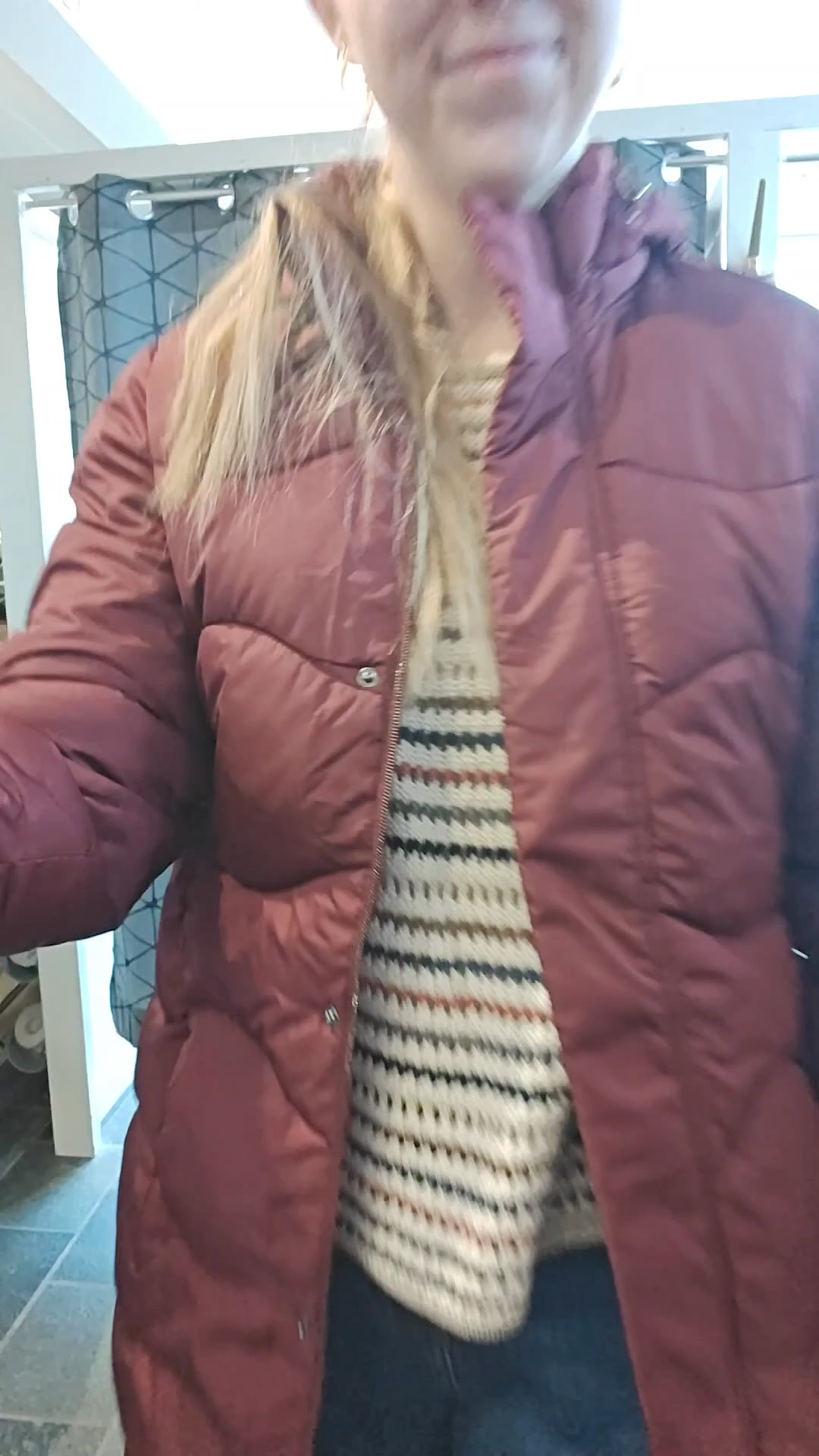 Elins Butik præsenterer sæsonens perfekte jakke til det danske vejr