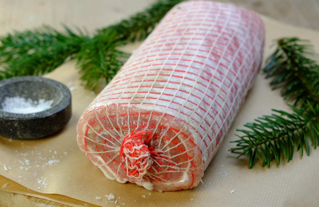 Løvbjerg Frederikshavn med fantastisk tilbud på rullepølse fra Slagter Theilgaard - kun 99,99 kr. pr. stk. Begrænset parti!