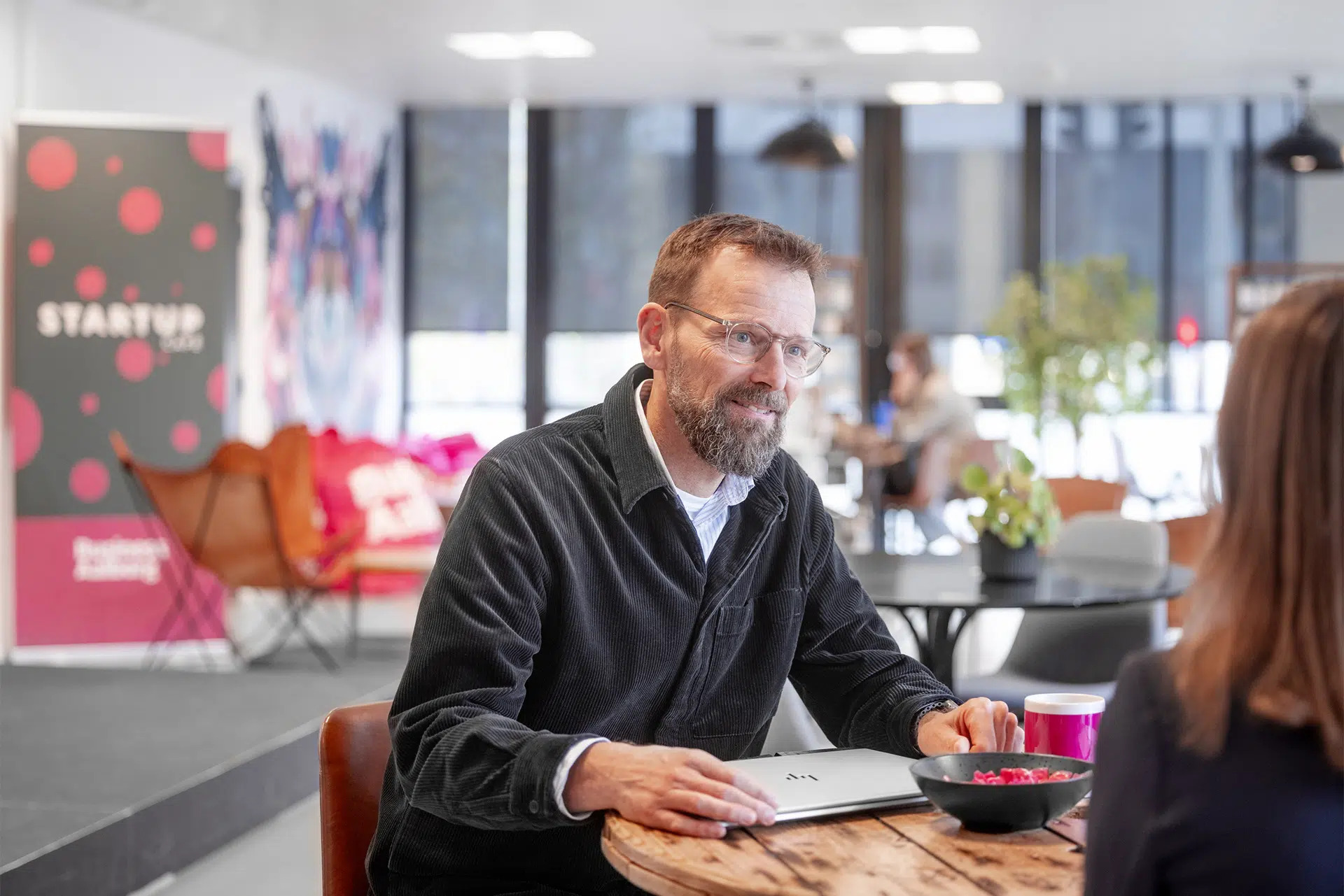 Ny iværksætterkonsulent skal styrke Aalborgs iværksættermiljø med 30 års erfaring