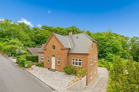 Top 6 over dyreste boliger til salg i Hadsten. Priser op til 7.495.000 kr