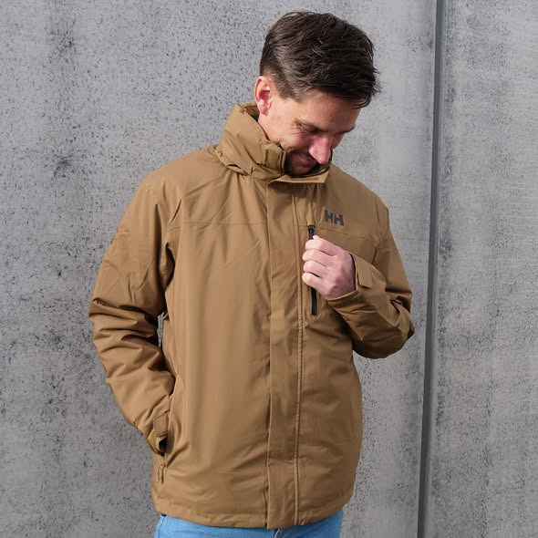 Sportigan Hadsund præsenterer skijakke fra Helly Hansen med medlemsrabat